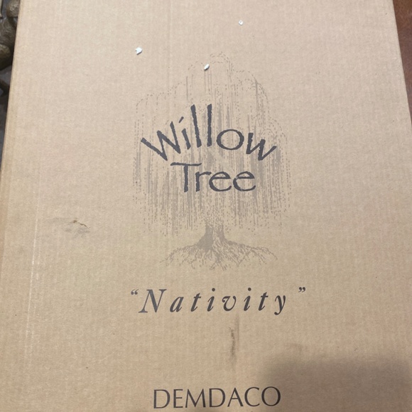 Willow tree nativity - Picture 2 of 4